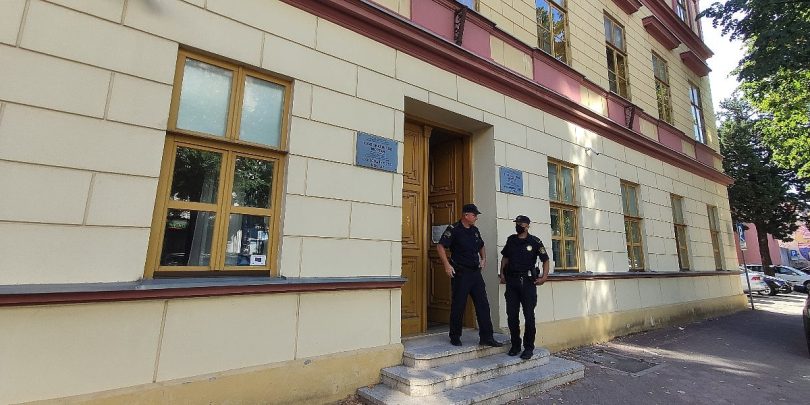 blokada pravosu a u hn u sudovi gotovo stali udru