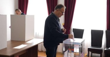 foto srbijanski izbori i u mostaru kakvo je stanje