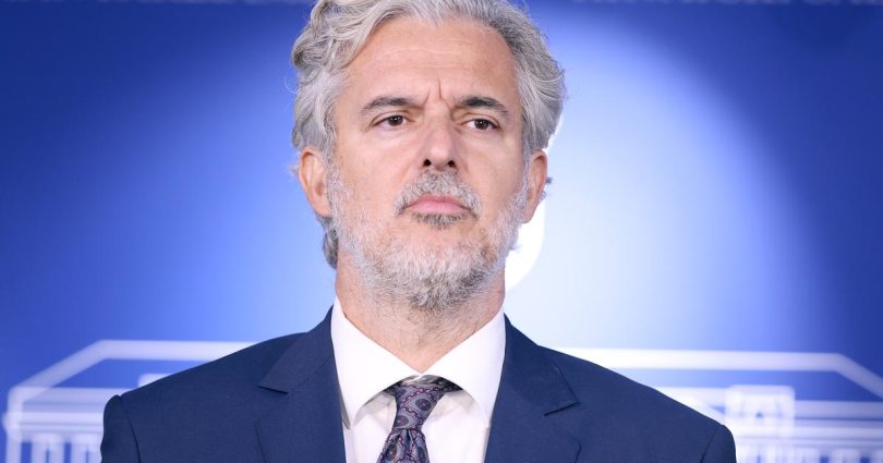 raspudi bez uvijanja kom i je politi ki monstrum o